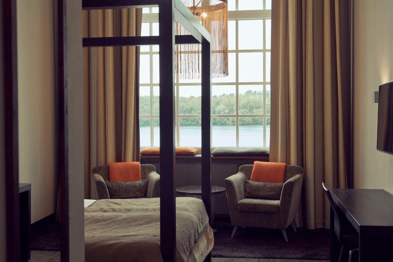 Naeaes Fabriker Hotell & Restaurang Tollered Dış mekan fotoğraf